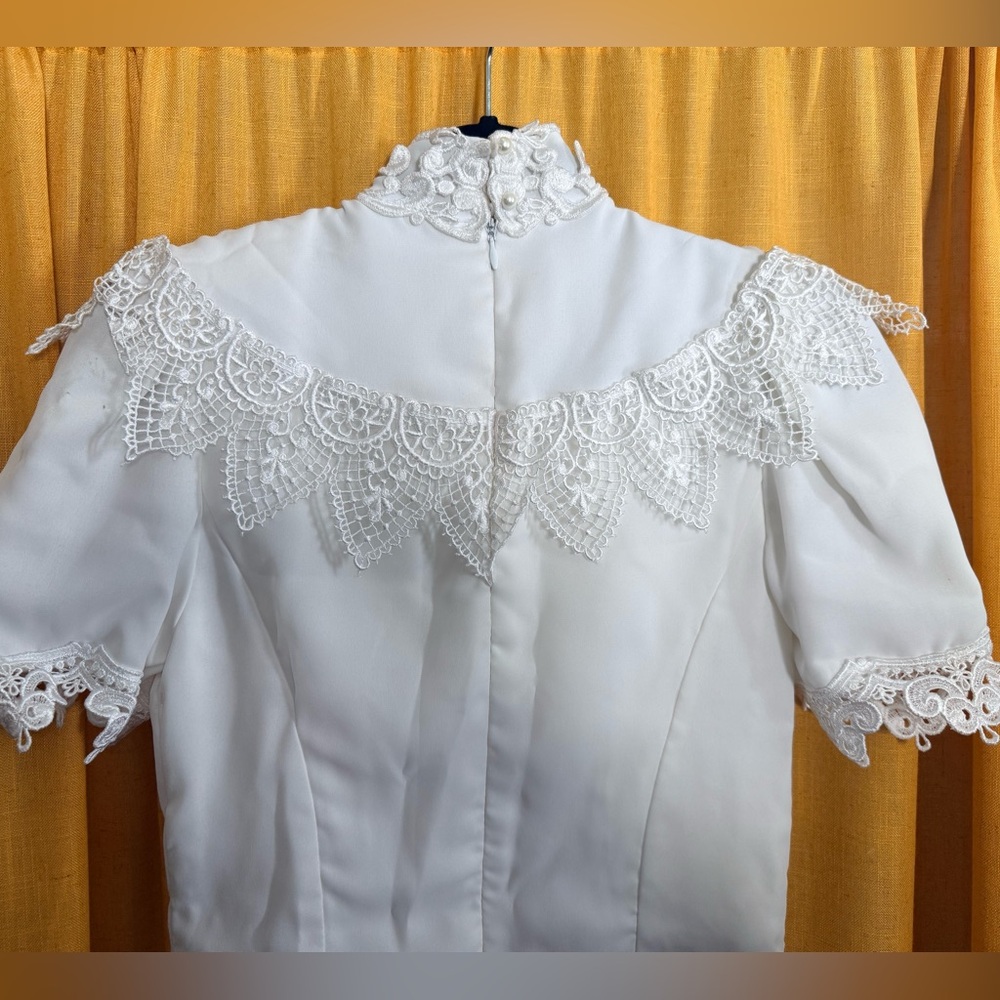 Vintage Western Victorian Wedding Dress - Picture 5 of 12